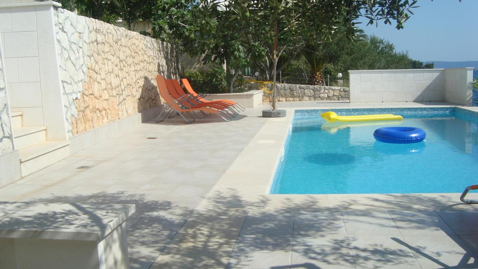 Apartments Niana With Heated Seawater Swimingpool Donji Okrug  Eksteriør bilde
